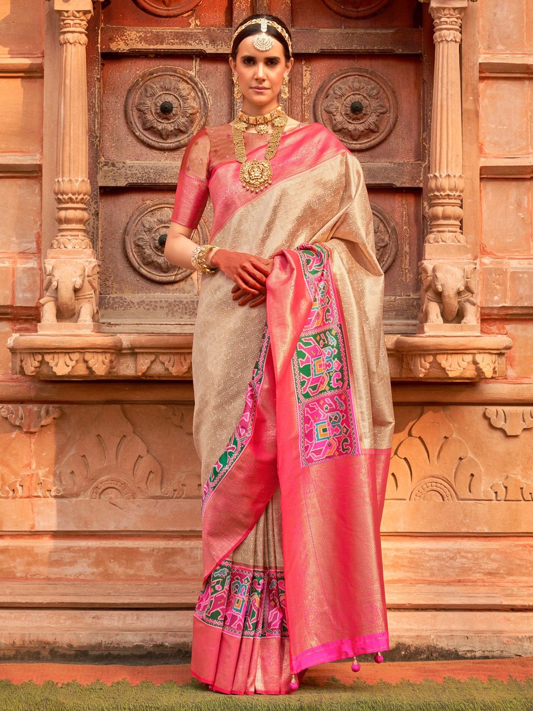 

Anouk Ethnic Motifs Zari Woven Design Patola Saree With Blouse Piece, Cream