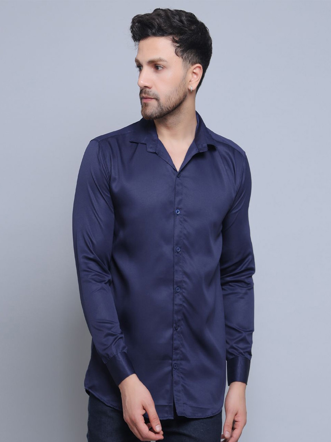 

CRAFT HEAVEN Men Spread Collar Solid Cotton Casual Shirt, Navy blue