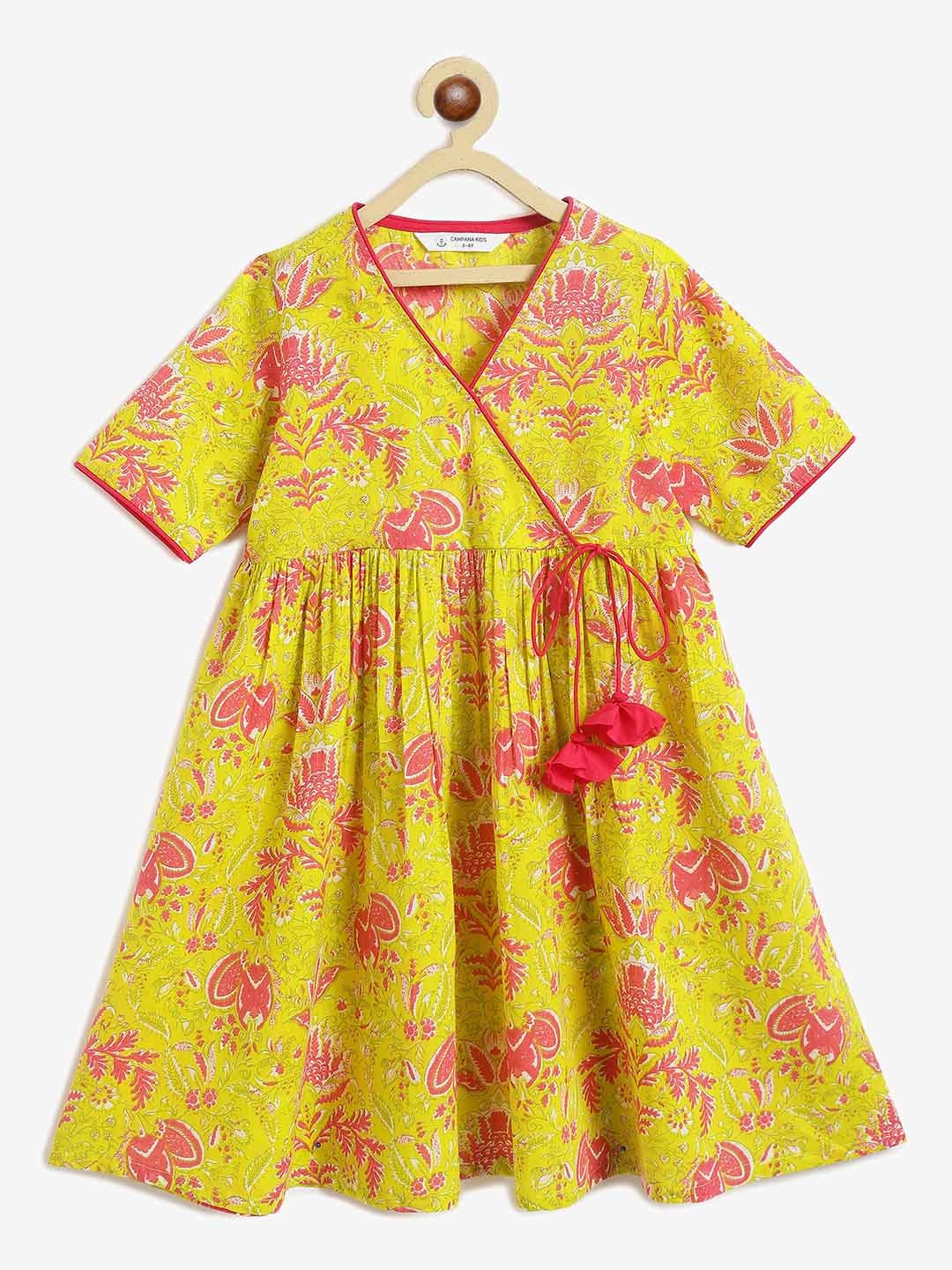 

Campana Nihira Girls Floral Printed V-Neck Cotton Anarkali Kurta, Lime green