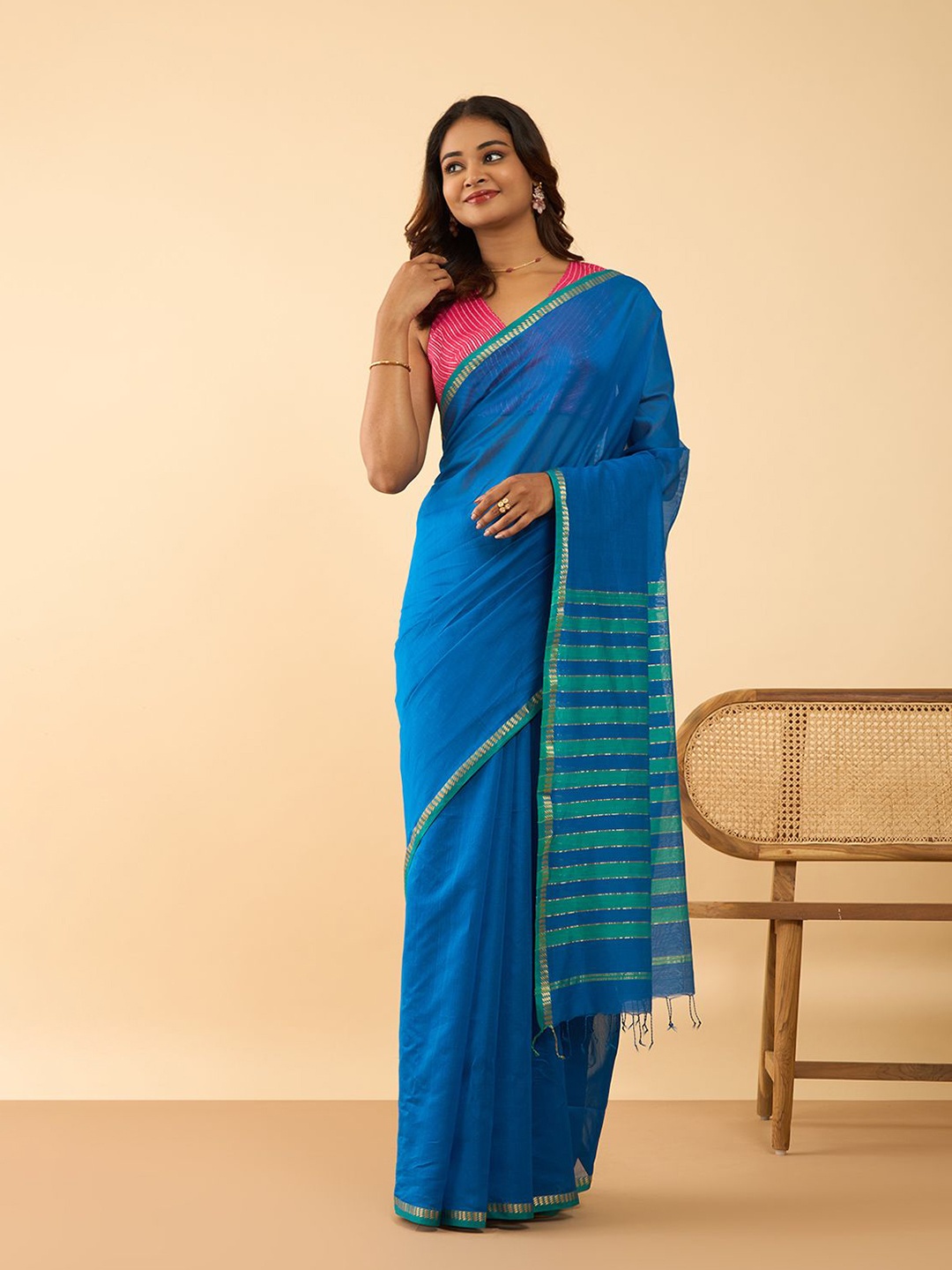 

Taneira Zari Maheshwari Saree With Blouse Piece, Blue