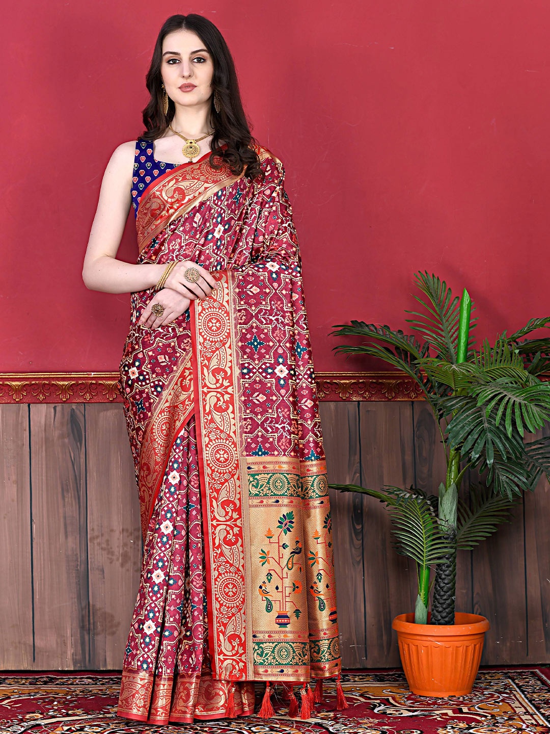 

Zeekha Ethnic Motifs Zari Pure Silk Patola Saree, Maroon