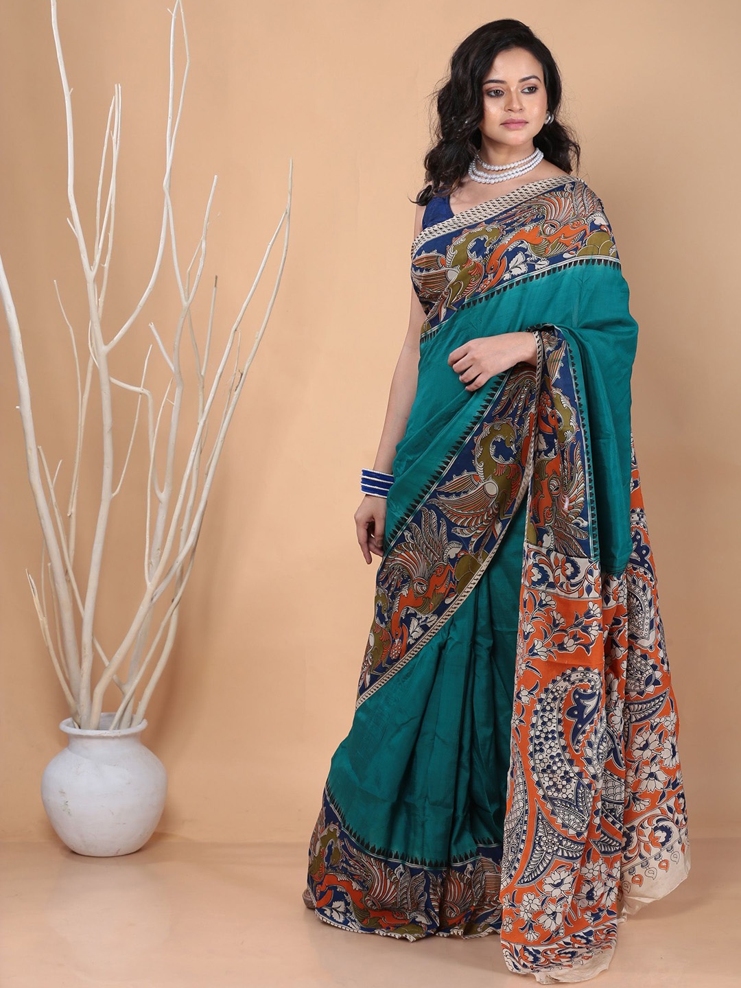 

Urbane Essence Pure Cotton Solid Printed Saree, Green