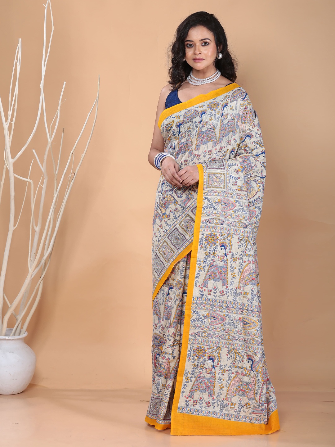 

Urbane Essence Ethnic Motif Printed Pure Cotton Saree, Cream