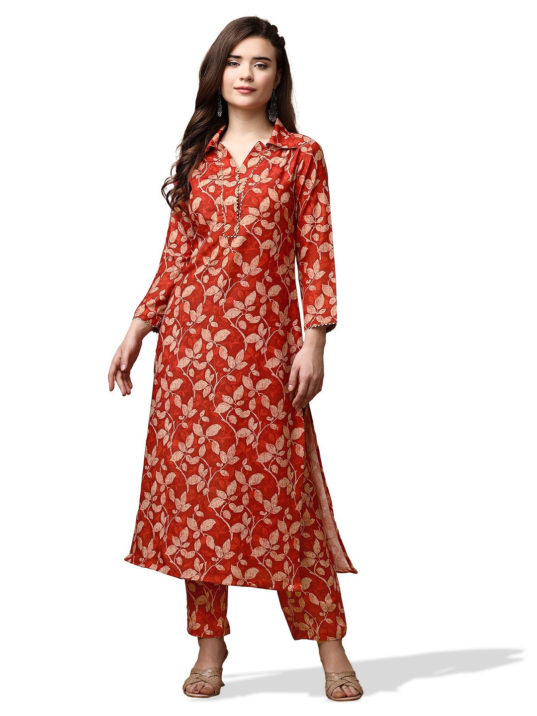 

FAB GALAXY Floral Printed Gotta Patti Straight Kurta With Trouser, Rust