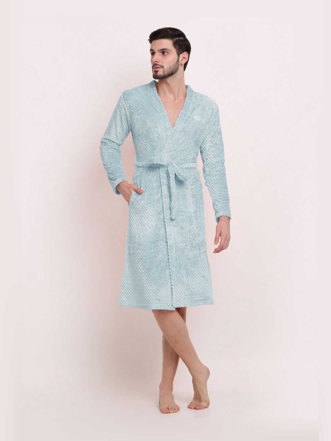 

KLOTTHE Self Design Woollen Bath Robe With Belt, Turquoise blue