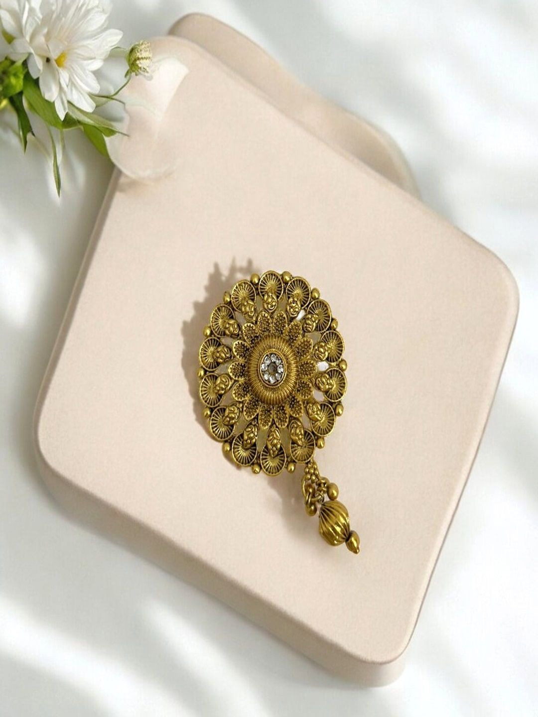 

AccessHer Unisex Gold Plated Stone Studded Floral Brooch