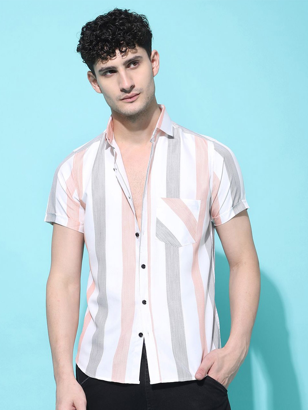 

Voroxy Men New Spread Collar Vertical Striped Cotton Casual Shirt, White