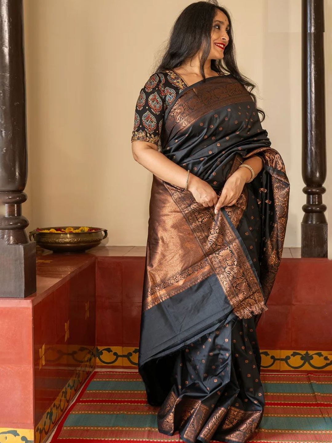 

Kriyansh Ethnic Motifs Woven Design Zari Kanjeevaram Saree, Black