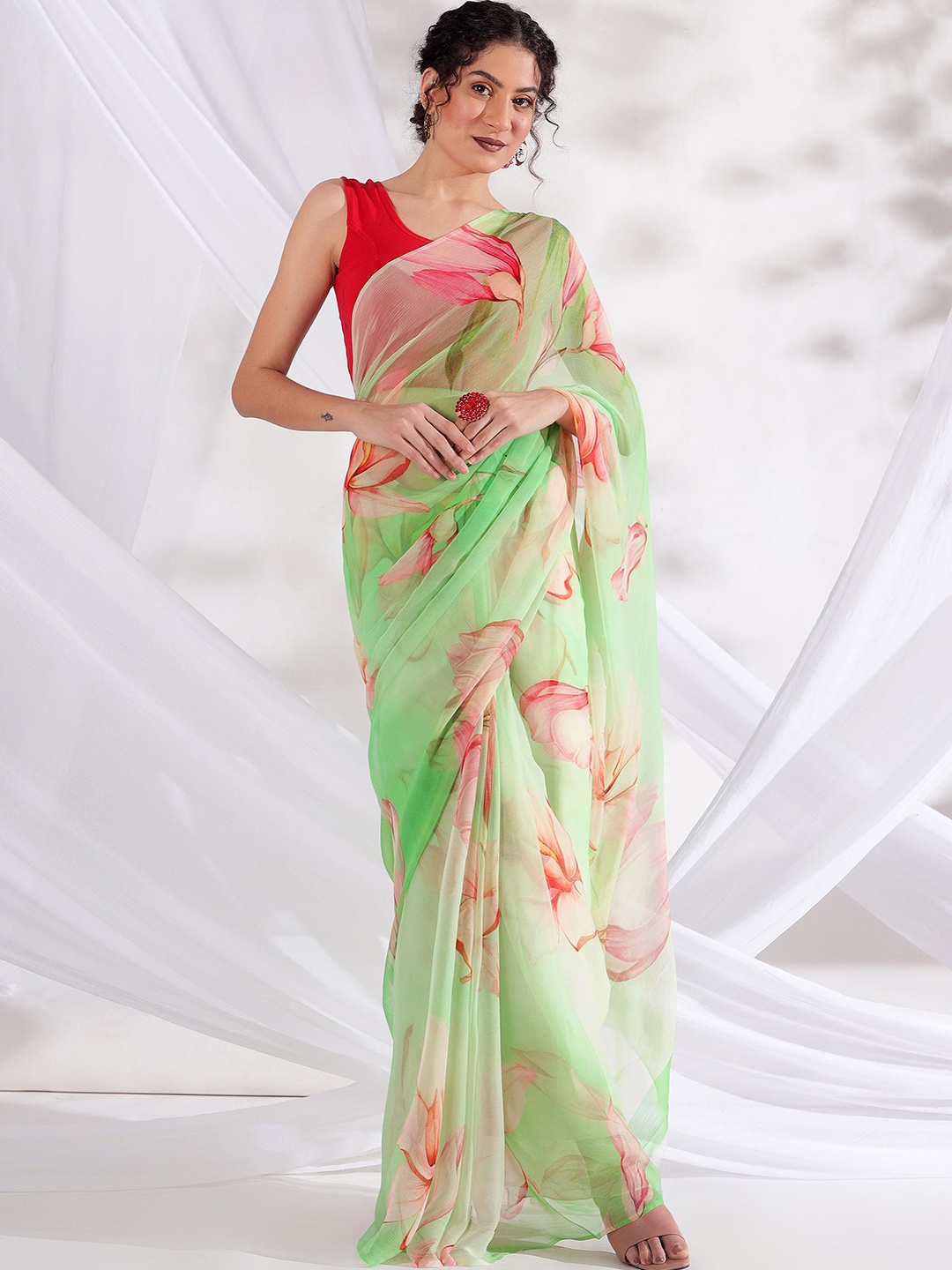 

REETI OF PRINTS Floral Printed Pure Chiffon Saree, Green