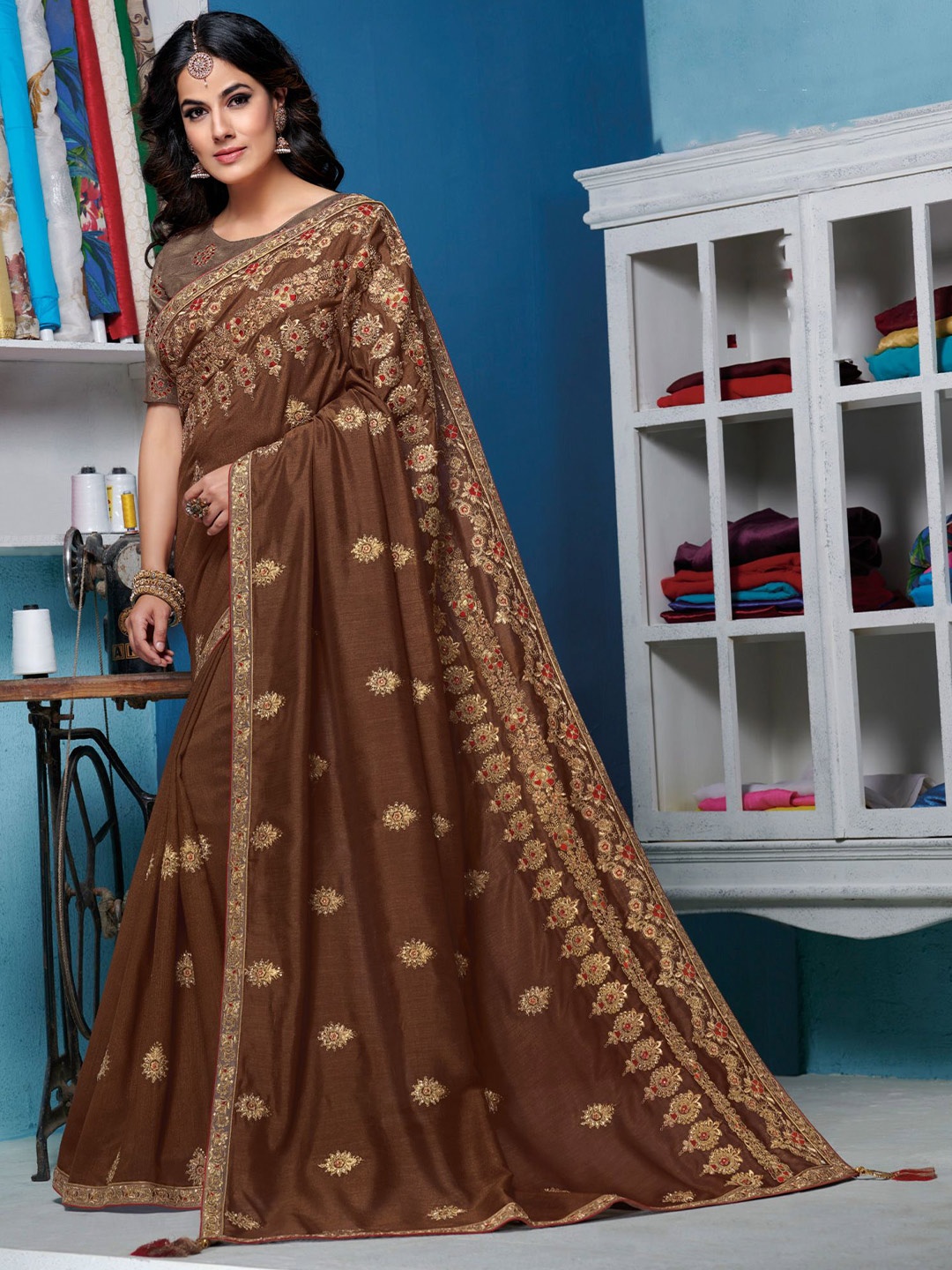 

Laxmipati Ethnic Motif Embroidered Beads And Stones Embellished Saree, Brown