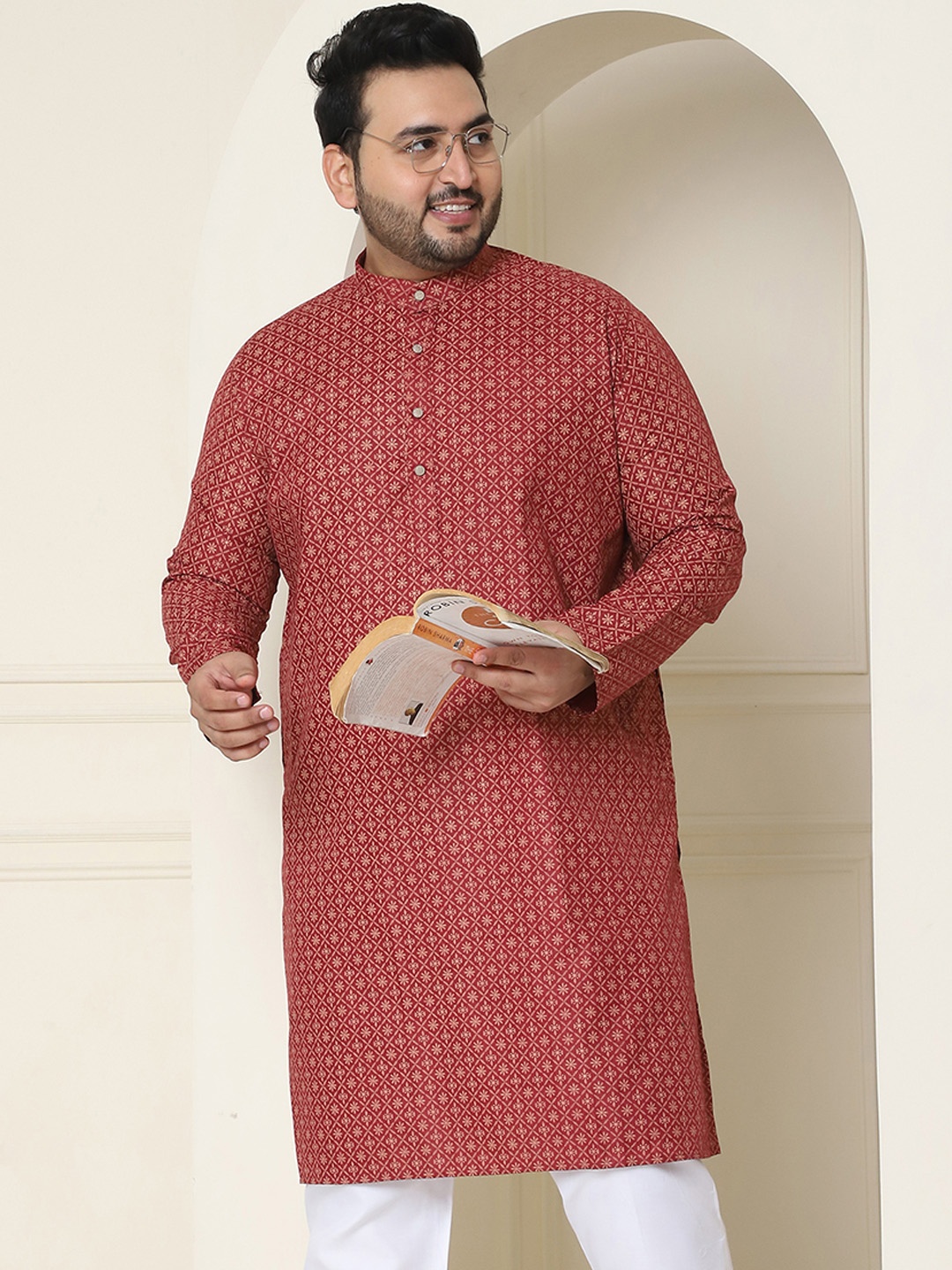 

SOJANYA Plus Ethnic Motifs Printed Mandarin Collar Long Sleeve Cotton Linen Straight Kurta, Maroon