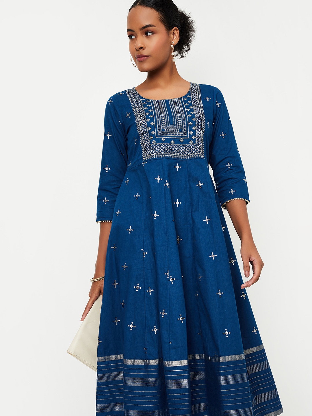 

Max Sequinned Floral Embroidered Round Neck Panelled Cotton Anarkali Kurta, Blue