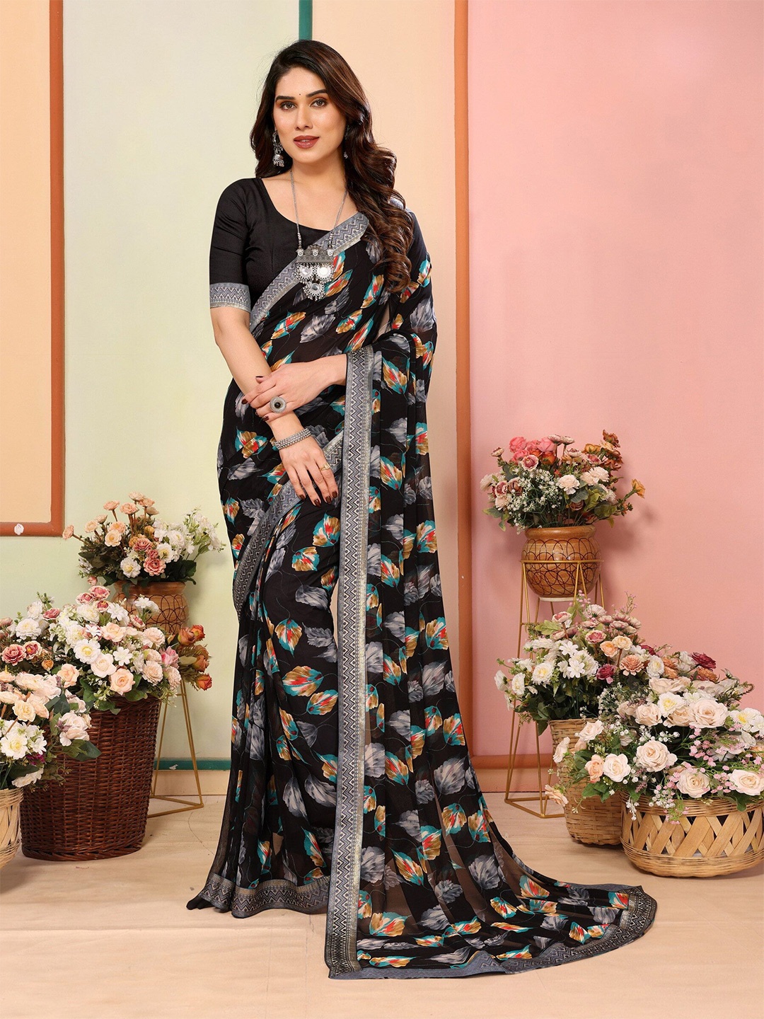 

sareyavella Floral Pure Georgette Daily wear Saree, Black