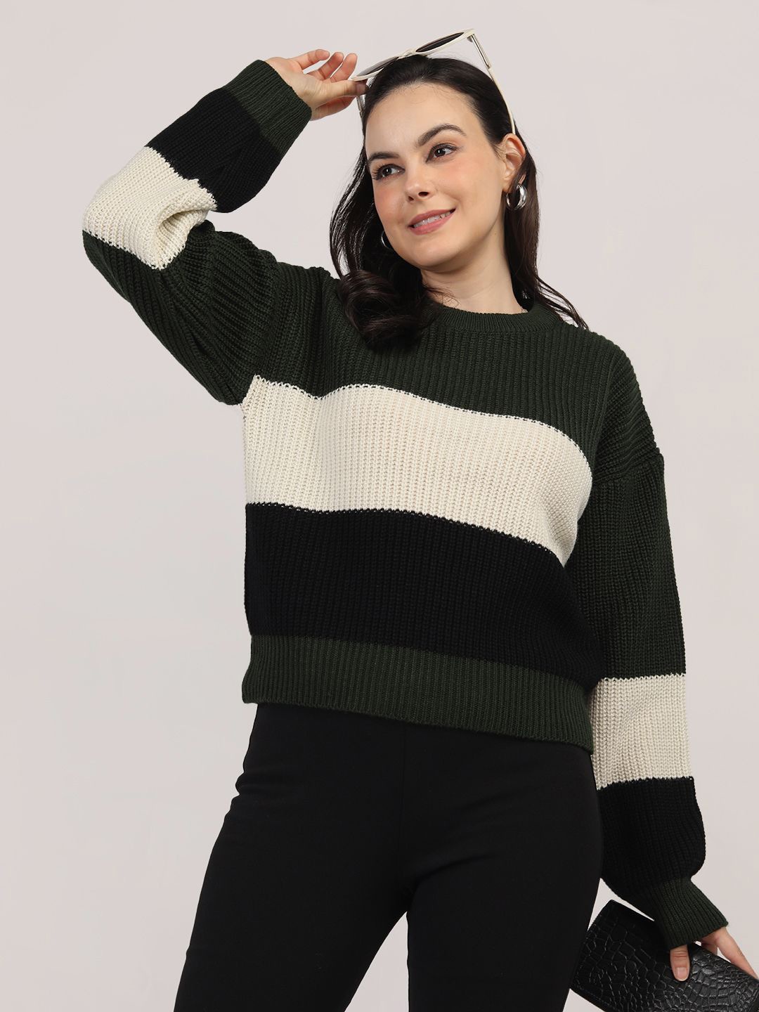 

CHKOKKO Women Colourblocked Woollen Pullover, Olive