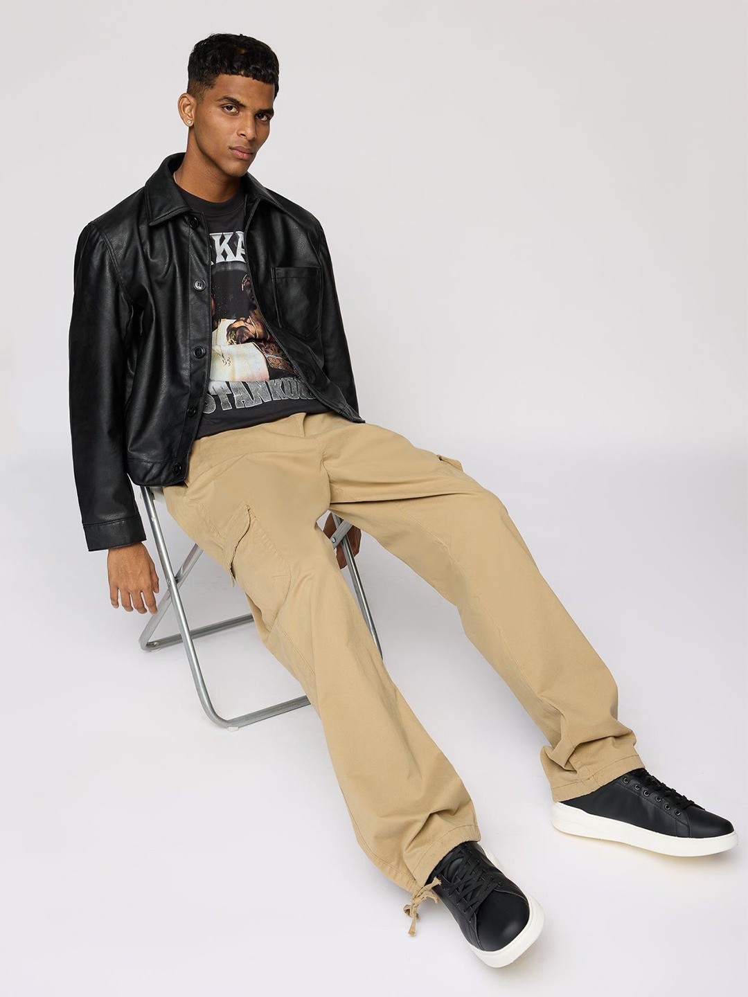 

FREAKINS Men's Relaxed Fit High-Rise Cargos Trousers, Tan