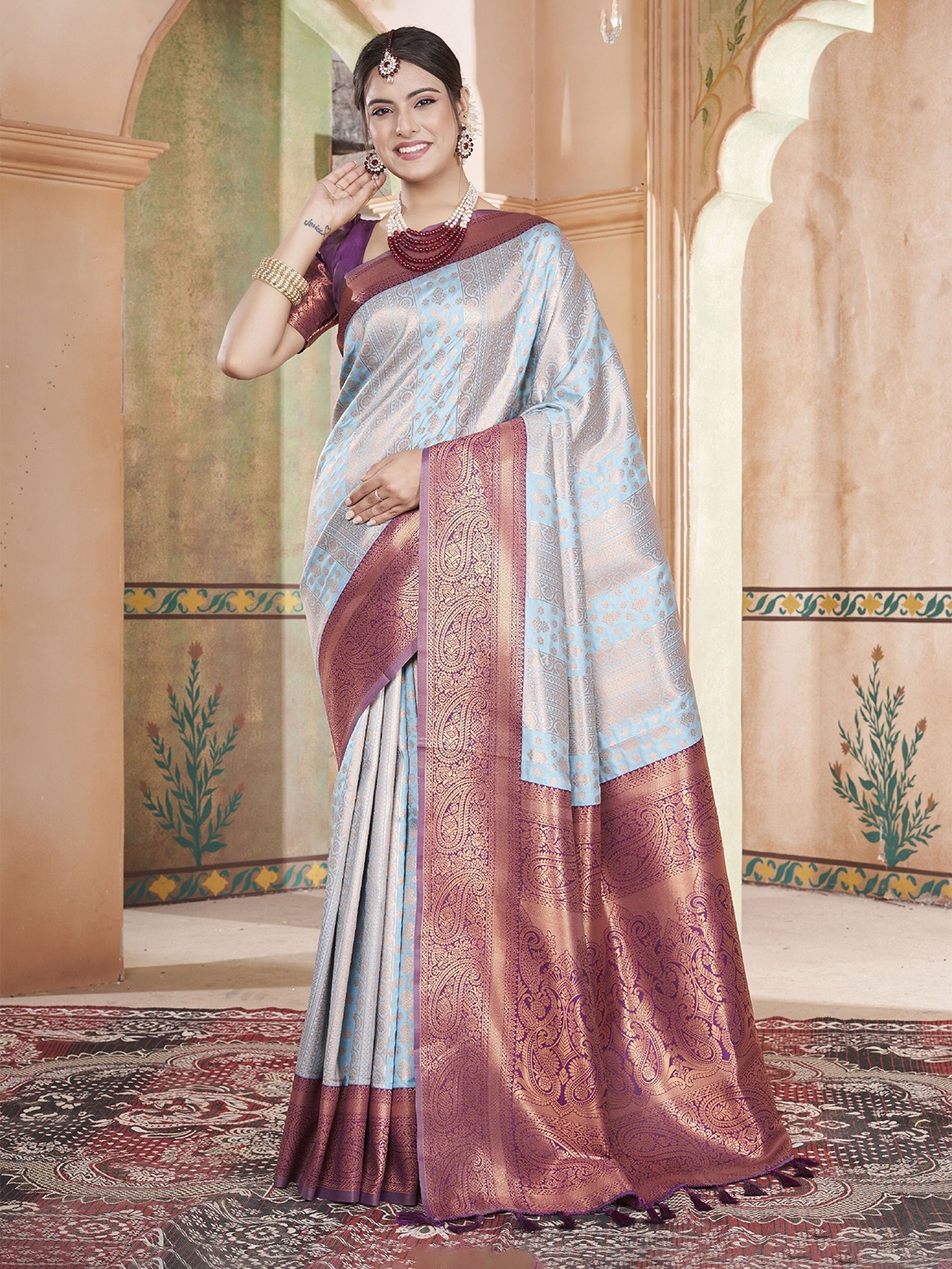 

KAYOMMI Ethnic Motifs Woven Design Zari Kanjeevaram Saree, Blue