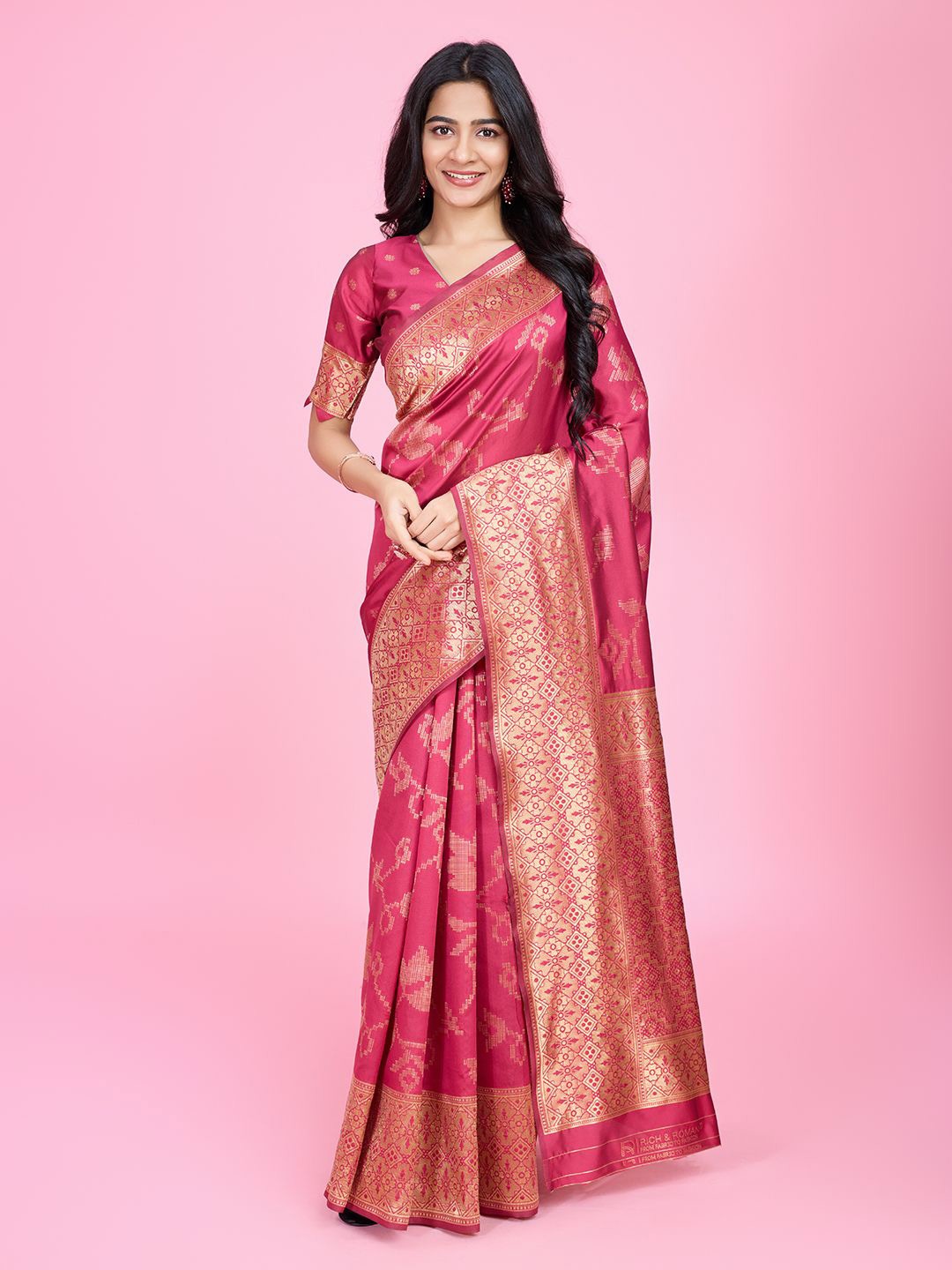 

RICH & ROMAN Woven Design Zari Pure Silk Banarasi Saree, Pink