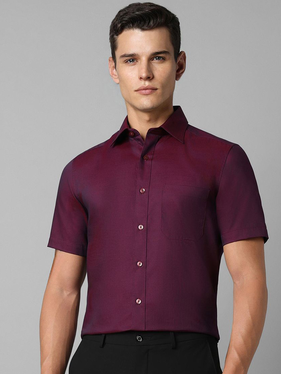 

Louis Philippe Men Classic Spread Collar Solid Cotton Casual Shirt, Purple