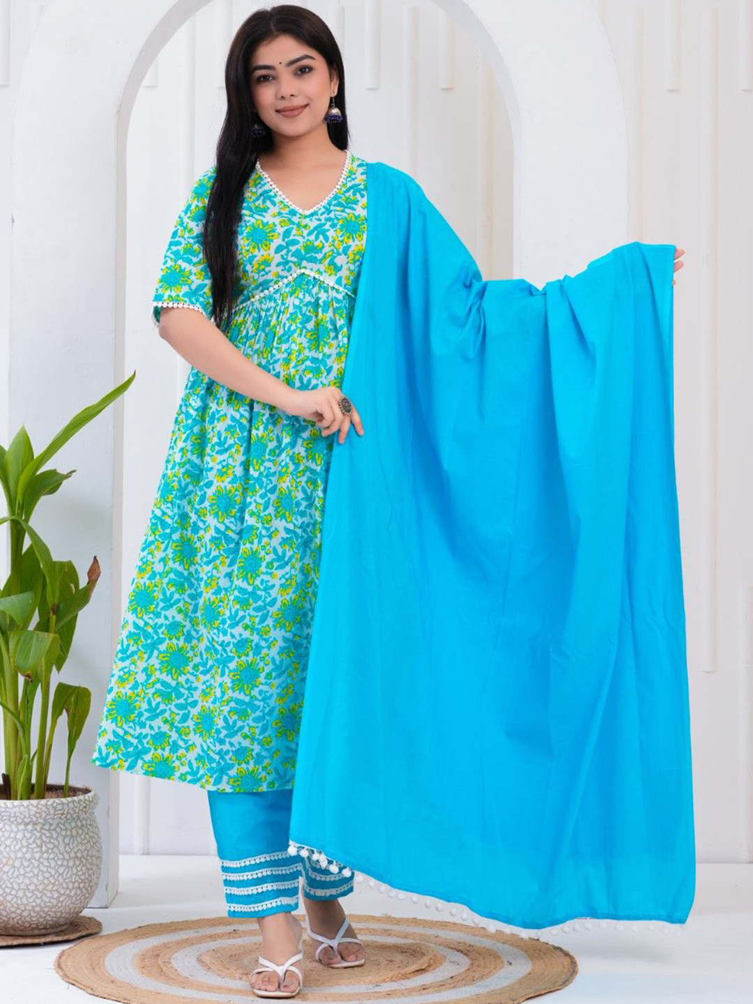 

SAK JAIPUR Floral Printed Pure Cotton Anarkali Kurta & Palazzos With Dupatta, Blue