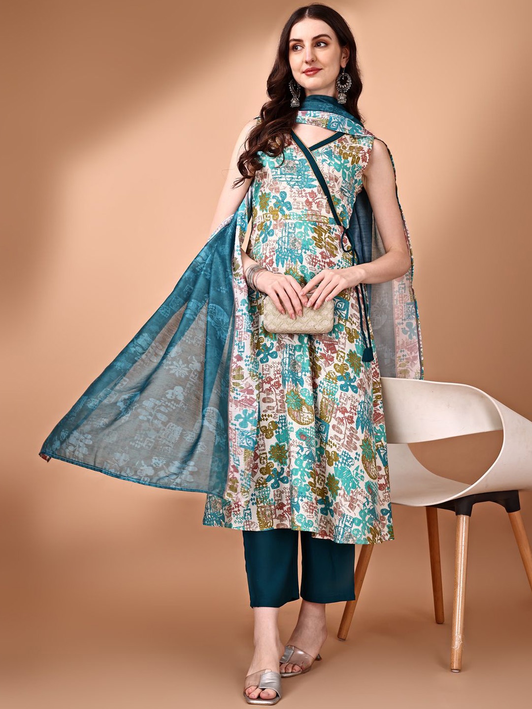 

KALINI Floral Printed Regular Anarkali Kurta with Palazzos & Dupatta, Green