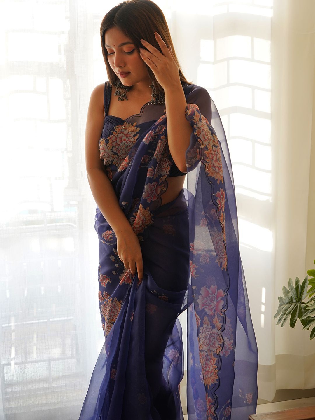 

Ishin Floral Printed Embroidered Organza Saree, Blue