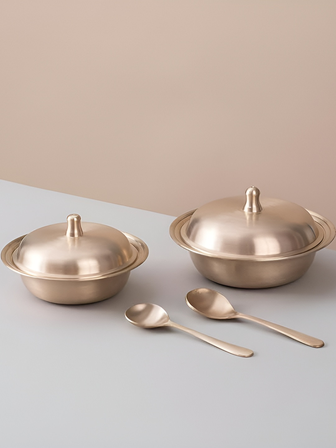 

veda essentials. Gold-Toned 6 Pieces Glossy Bronze Kansa Serving Bowls With Spoons