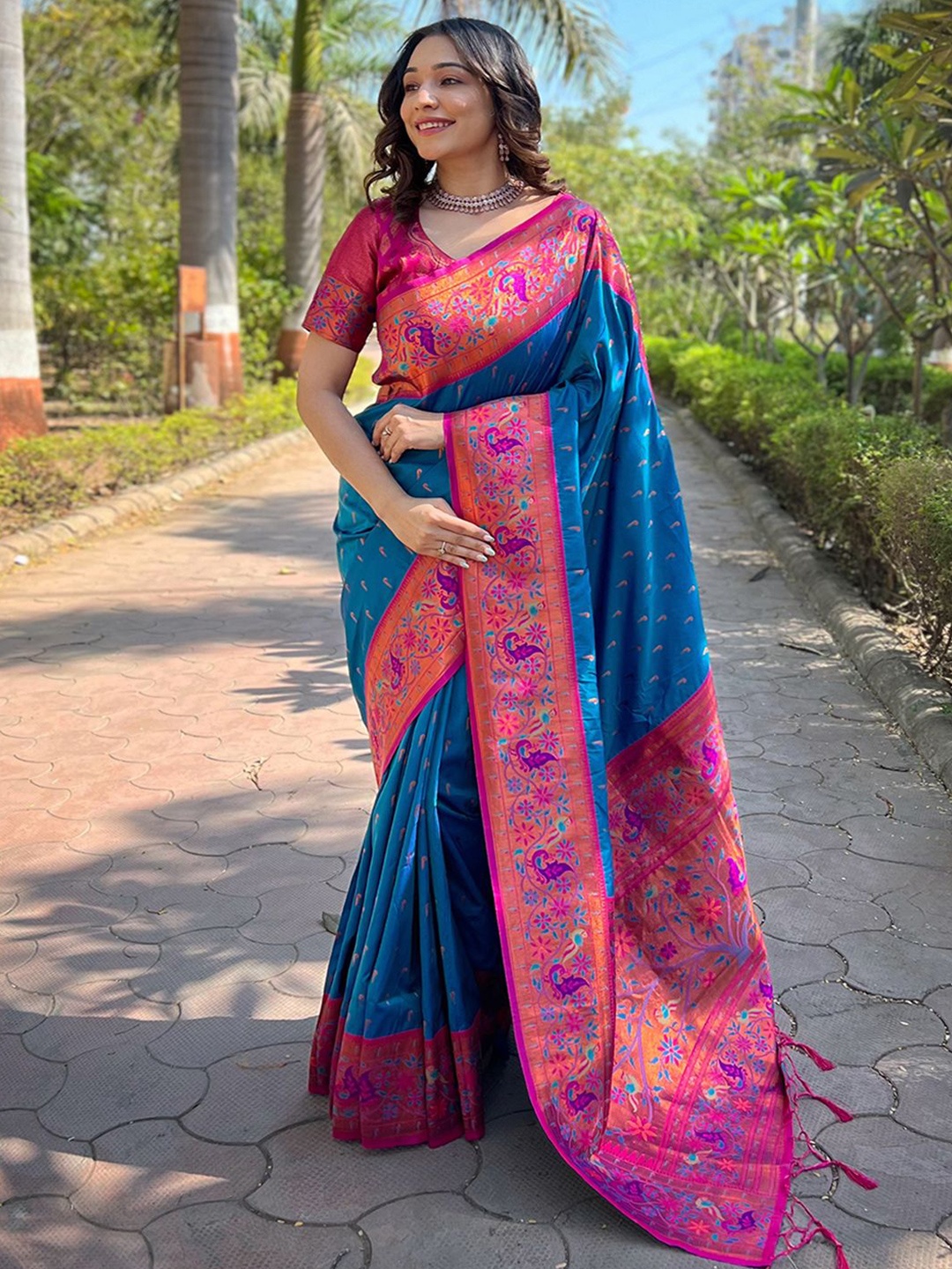 

Panzora Woven Design Zari Paithani Saree, Blue