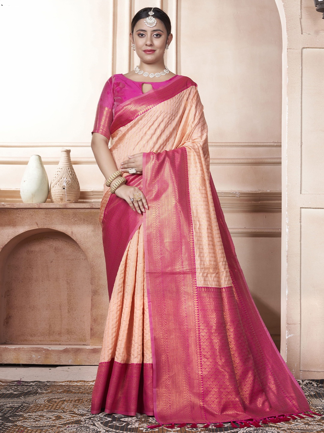 

KAYOMMI Ethnic Motifs Woven Design Zari Kanjeevaram Saree, Peach