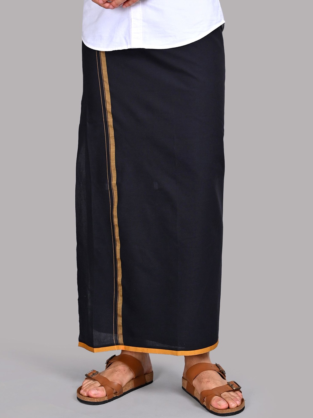 

WHITE HEART Men Solid Zari Border Dhoti, Black