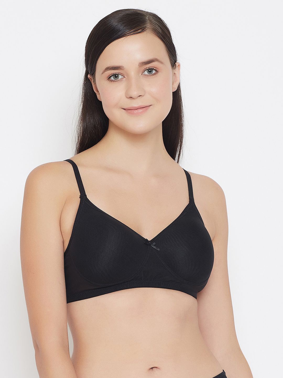 

Clovia Solid Full Coverage Lightly Padded Bra, Black