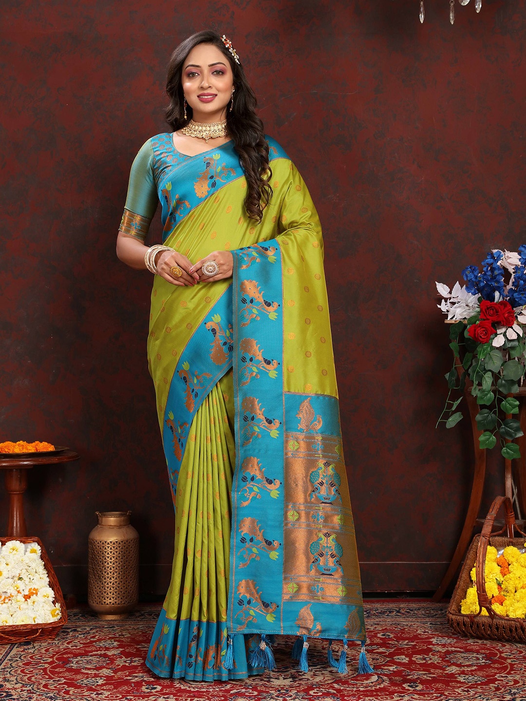 

Zeekha Woven Design Zari Pure Silk Traditional Paithani Saree, Lime green