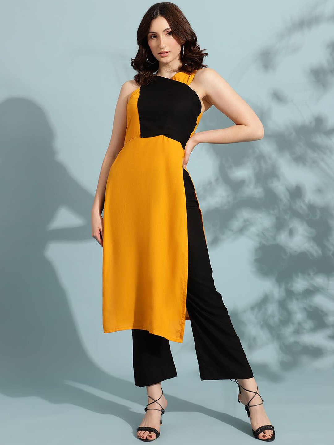 

VIRAGO Colourblocked Halter Neck Tunic With Trousers, Yellow