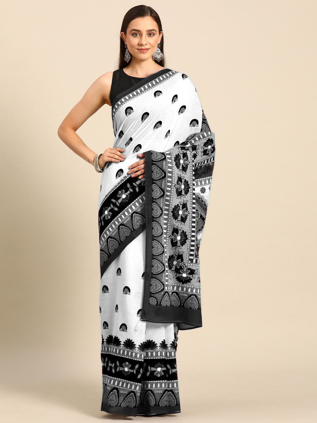 

BUTA BUTI Women Cotton Printed Saree, Black