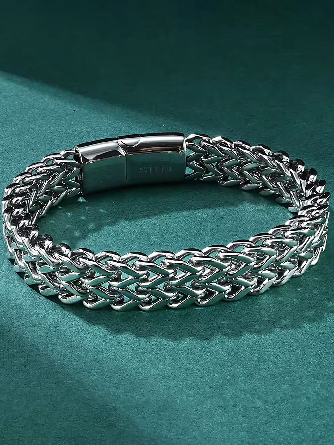 

Heer Collection Men Stainless Steel Link Bracelet, Silver