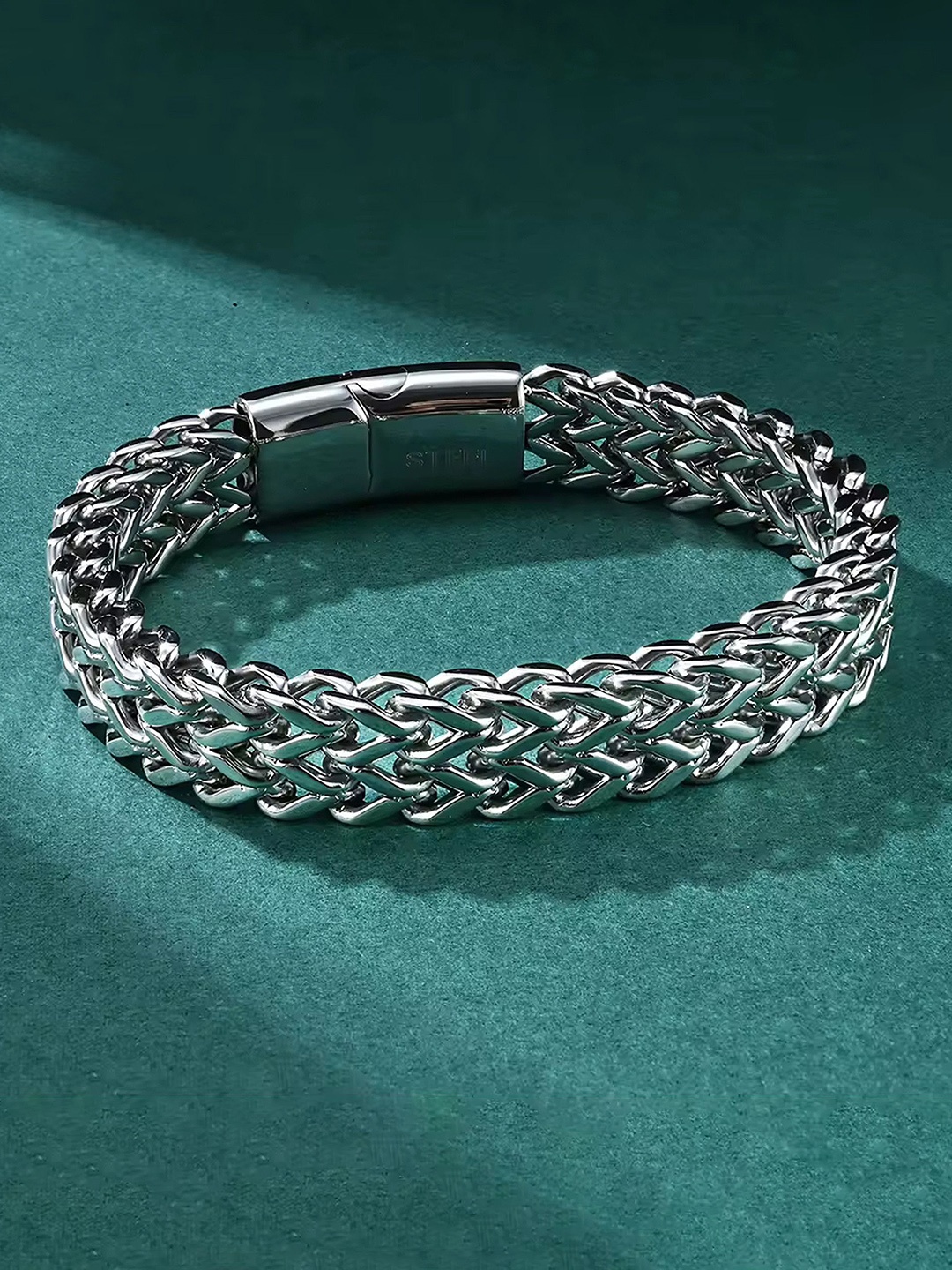 

Heer Collection Men Stainless Steel Link Bracelet, Silver
