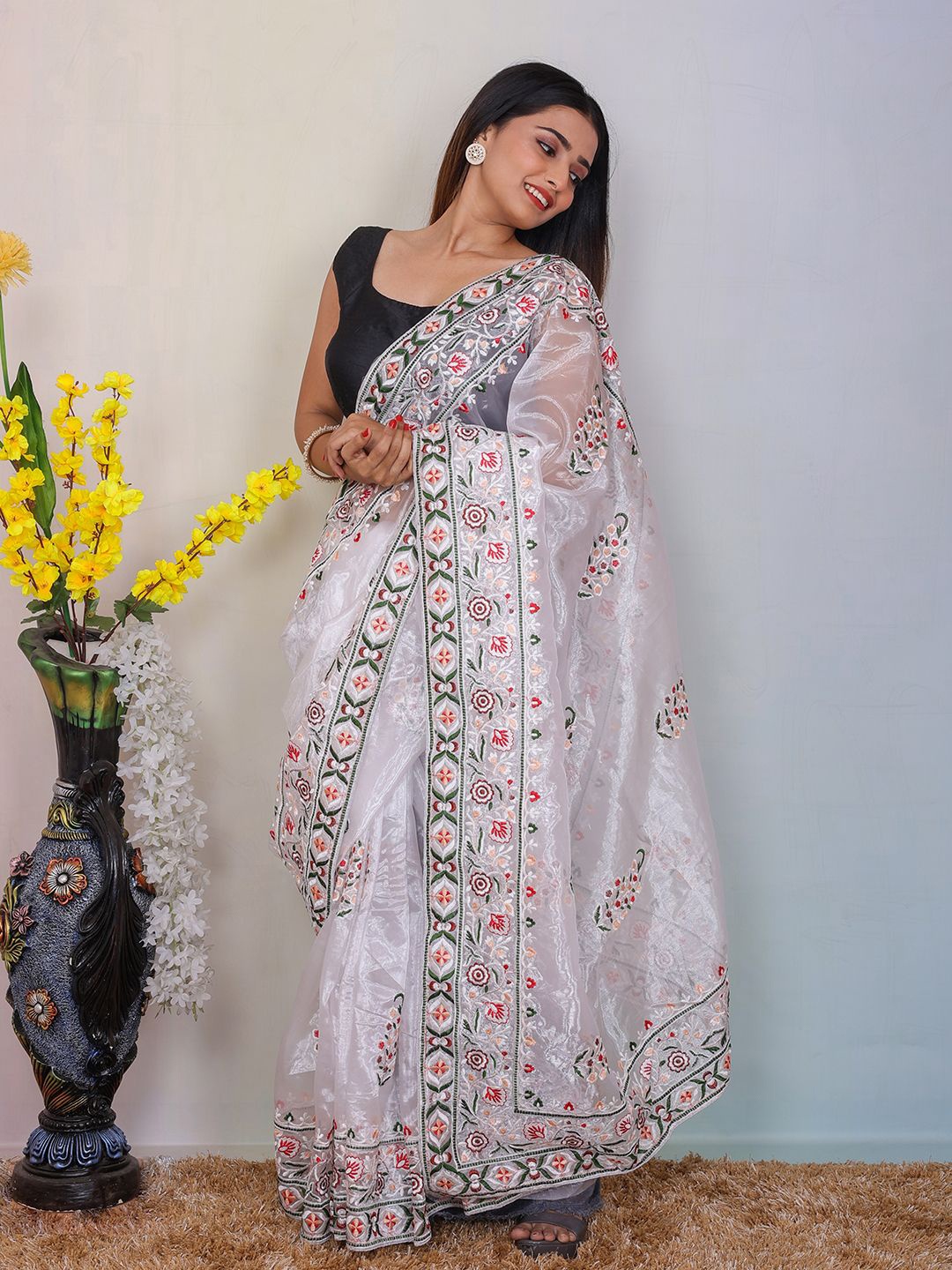 

Ishin Ethnic Motifs Embroidered Organza Saree, White