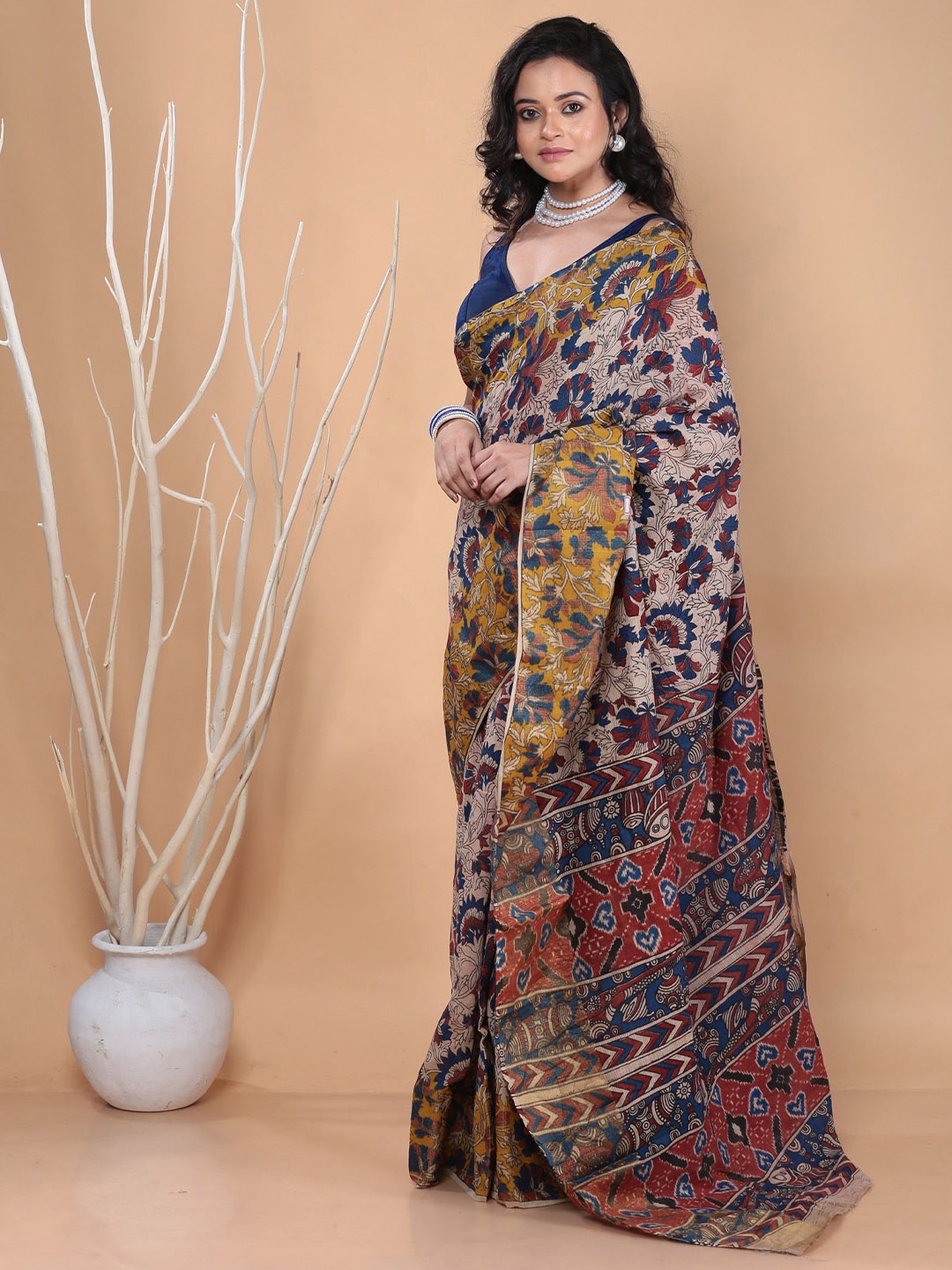 

Urbane Essence Ethnic Motifs Printed Pure Cotton Saree, Brown