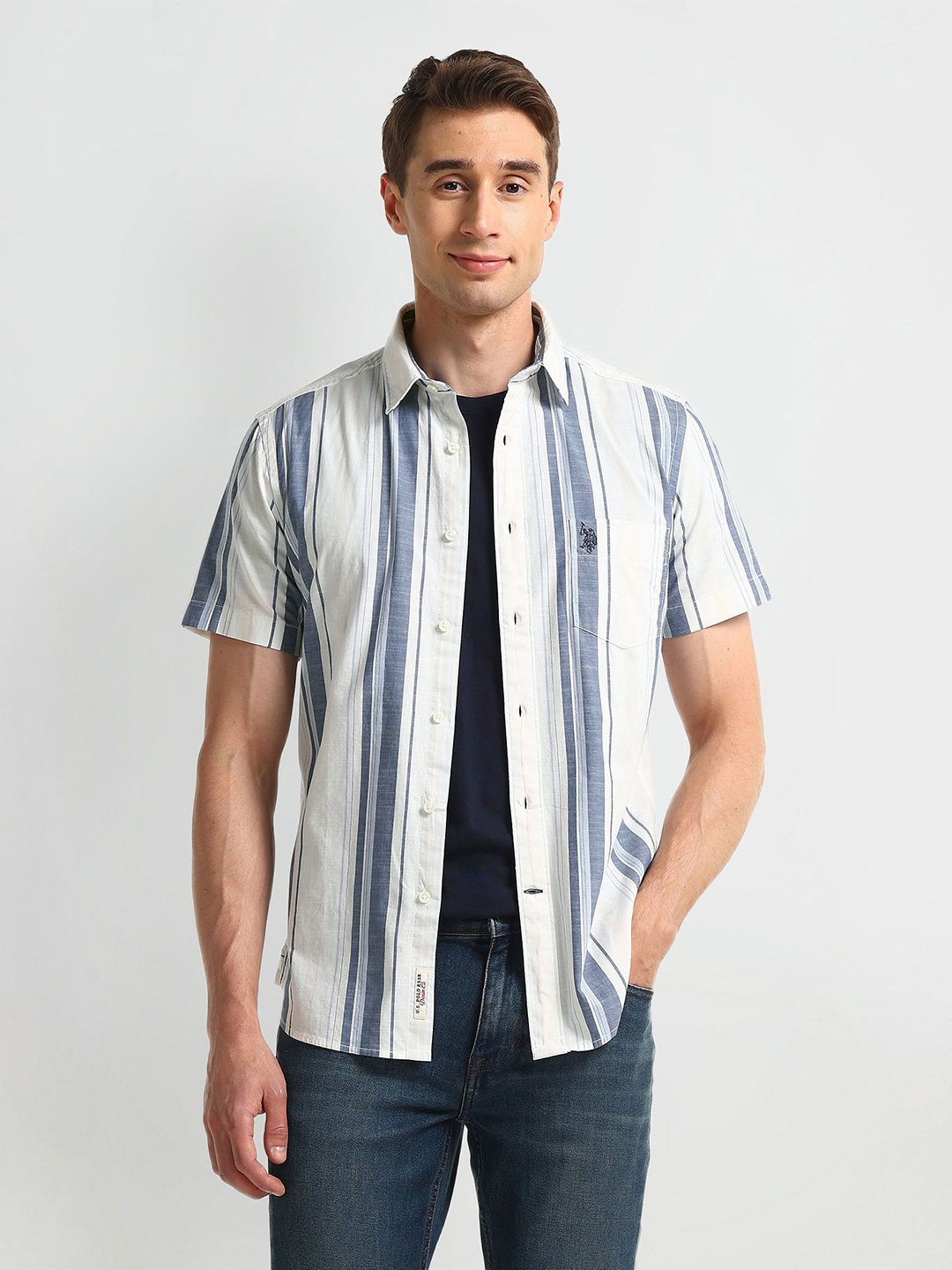 

U.S. Polo Assn. Denim Co. Men Spread Collar Vertical Striped Cotton Slim Fit Casual Shirt, Blue