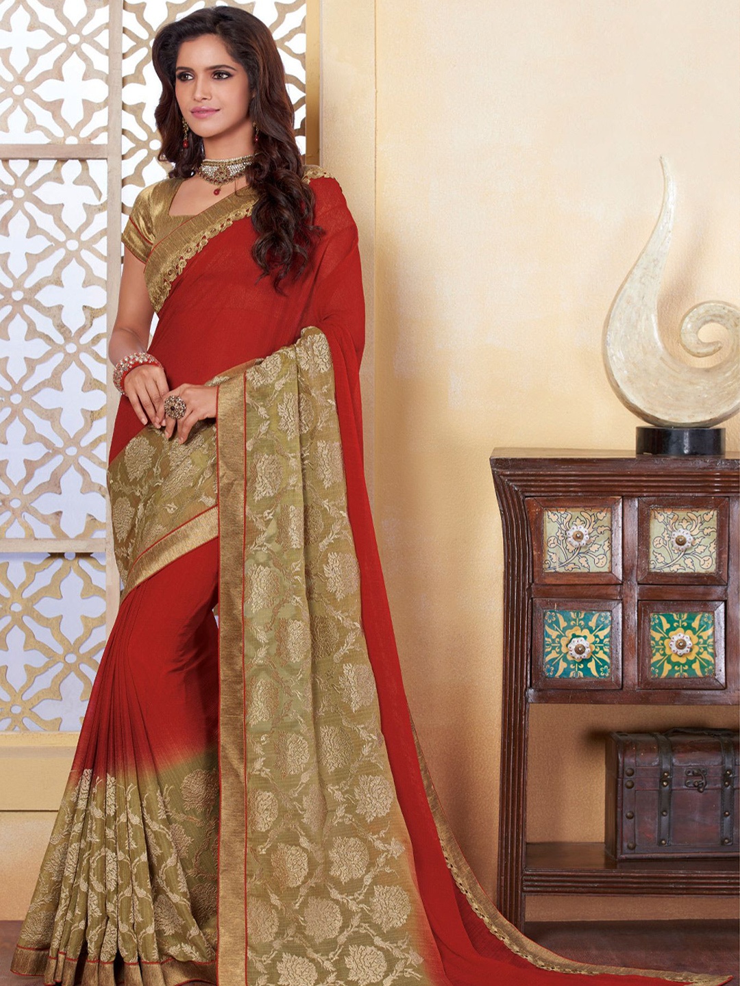 

Laxmipati Floral Woven Design Embroidered Poly Chiffon Saree, Maroon