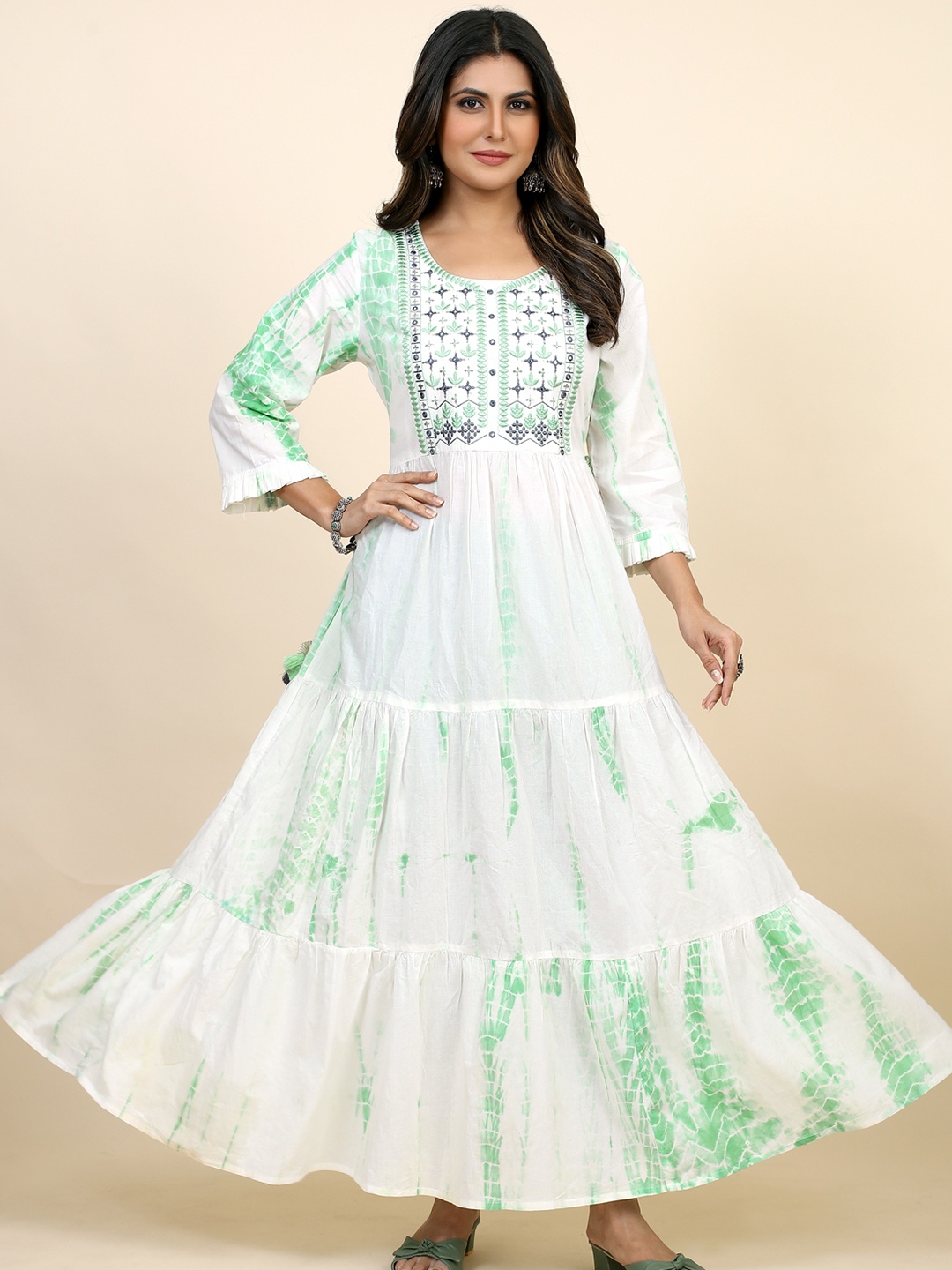 

SARRAS Shiboori Printed Mirror Work Cotton Anarkali Kurta, White