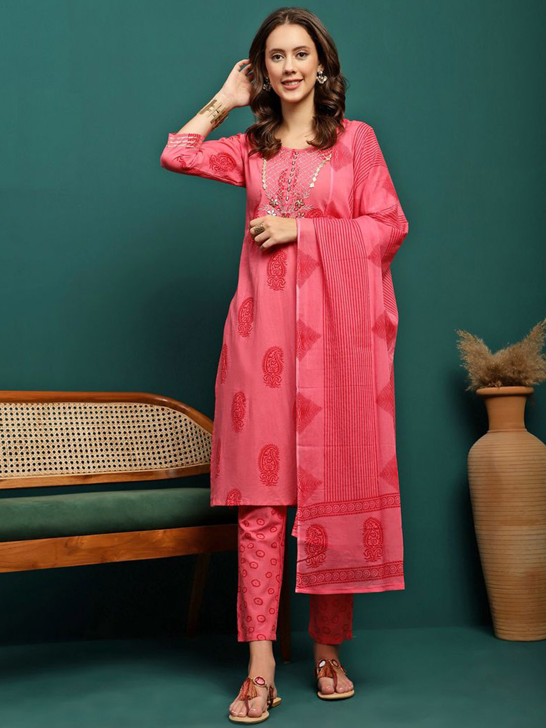 

BANDIA Paisley Printed Gotta Patti Pure Cotton Straight Kurta With Trousers & Dupatta, Pink