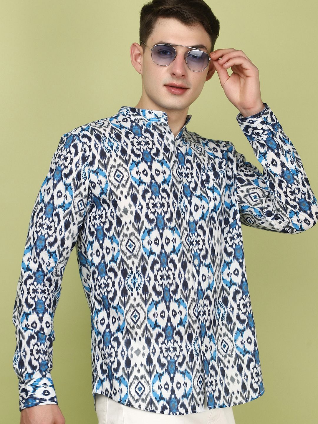 

V-Mart Men Classic Band Collar Ethnic Motifs Printed Cotton Casual Shirt, Blue