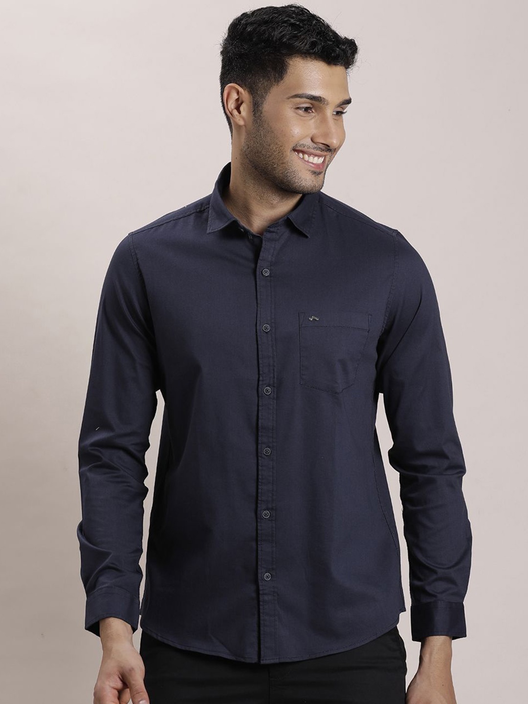 

Turtle Men Relaxed Spread Collar Solid Cotton Slim Fit Casual Shirt, Navy blue