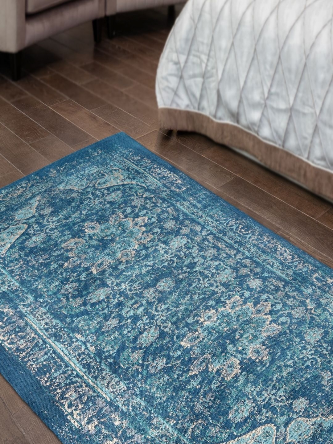 

IVORY HOMES Blue & White Floral Printed Carpet