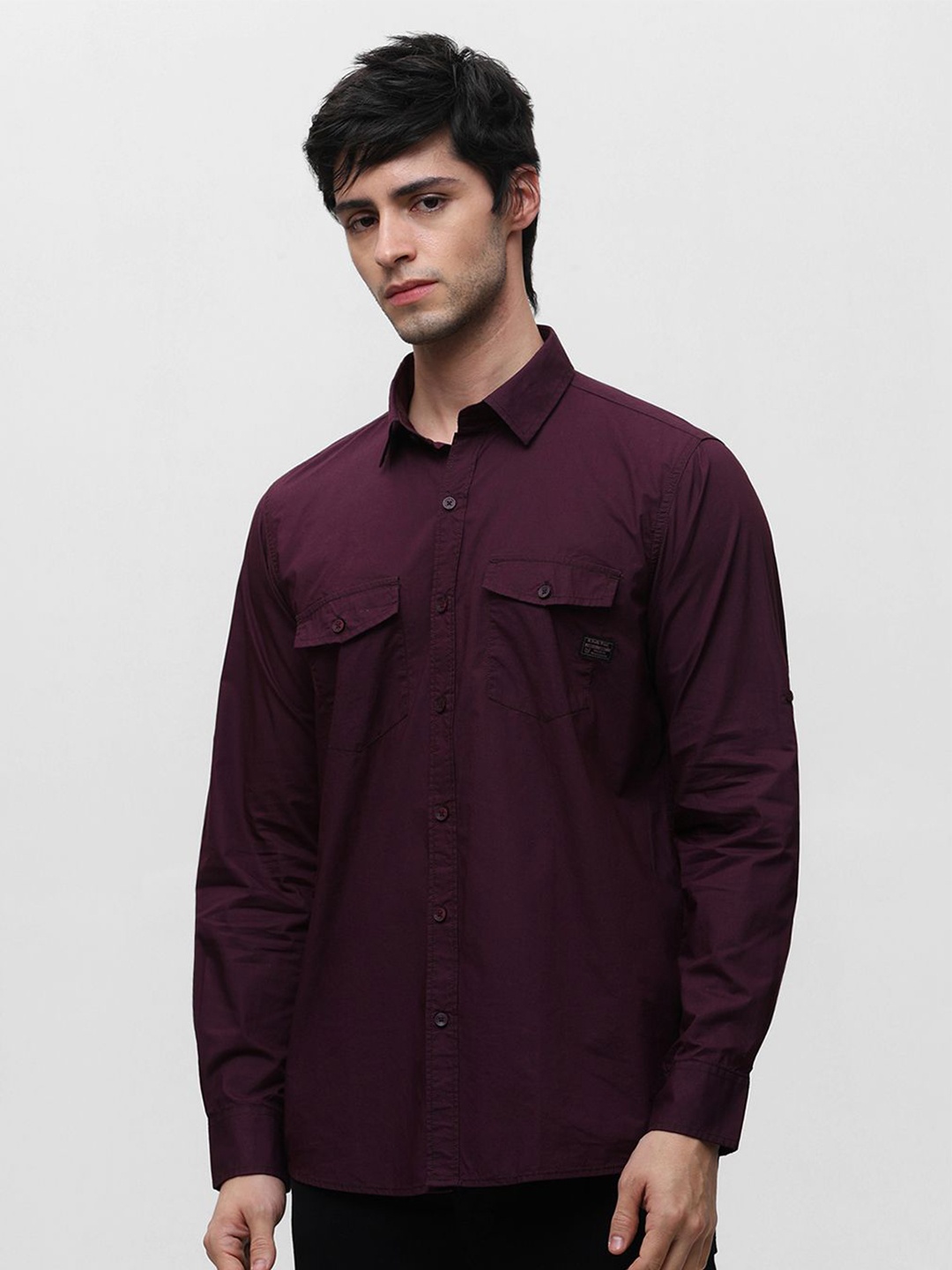 

Klub Fox Men Spread Collar Solid Cotton Slim Fit Casual Shirt, Purple