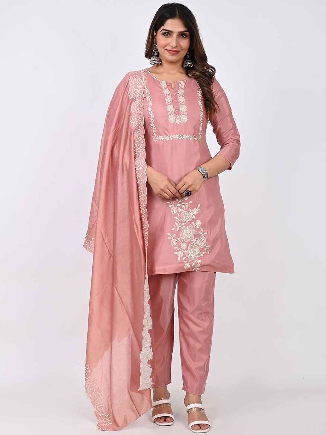 

KAVITA GUPTA Embroidered Thread Work Cotton Silk Straight Kurta with Palazzo & Dupatta, Peach