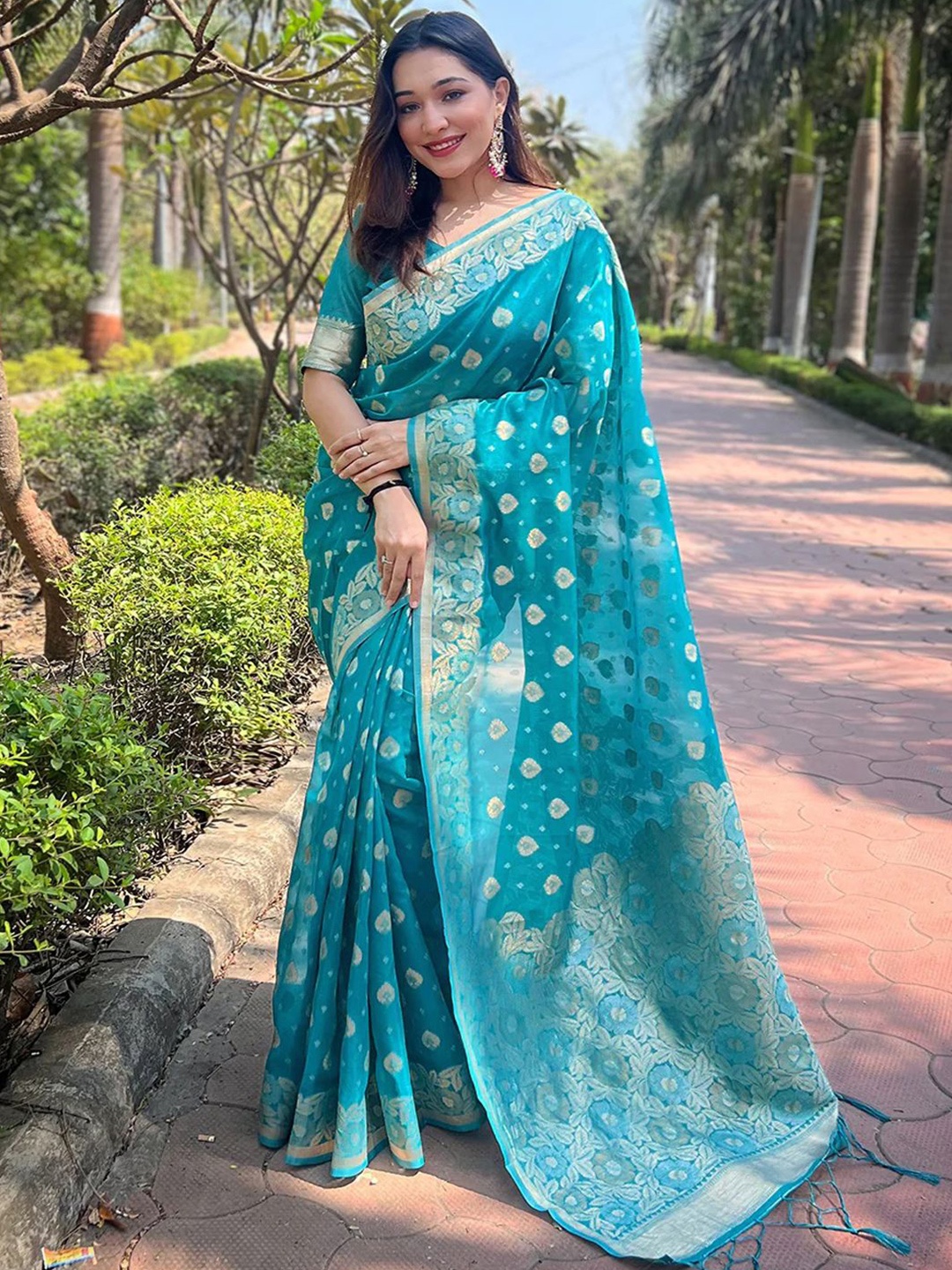 

Panzora Floral Woven Design Organza Saree, Blue