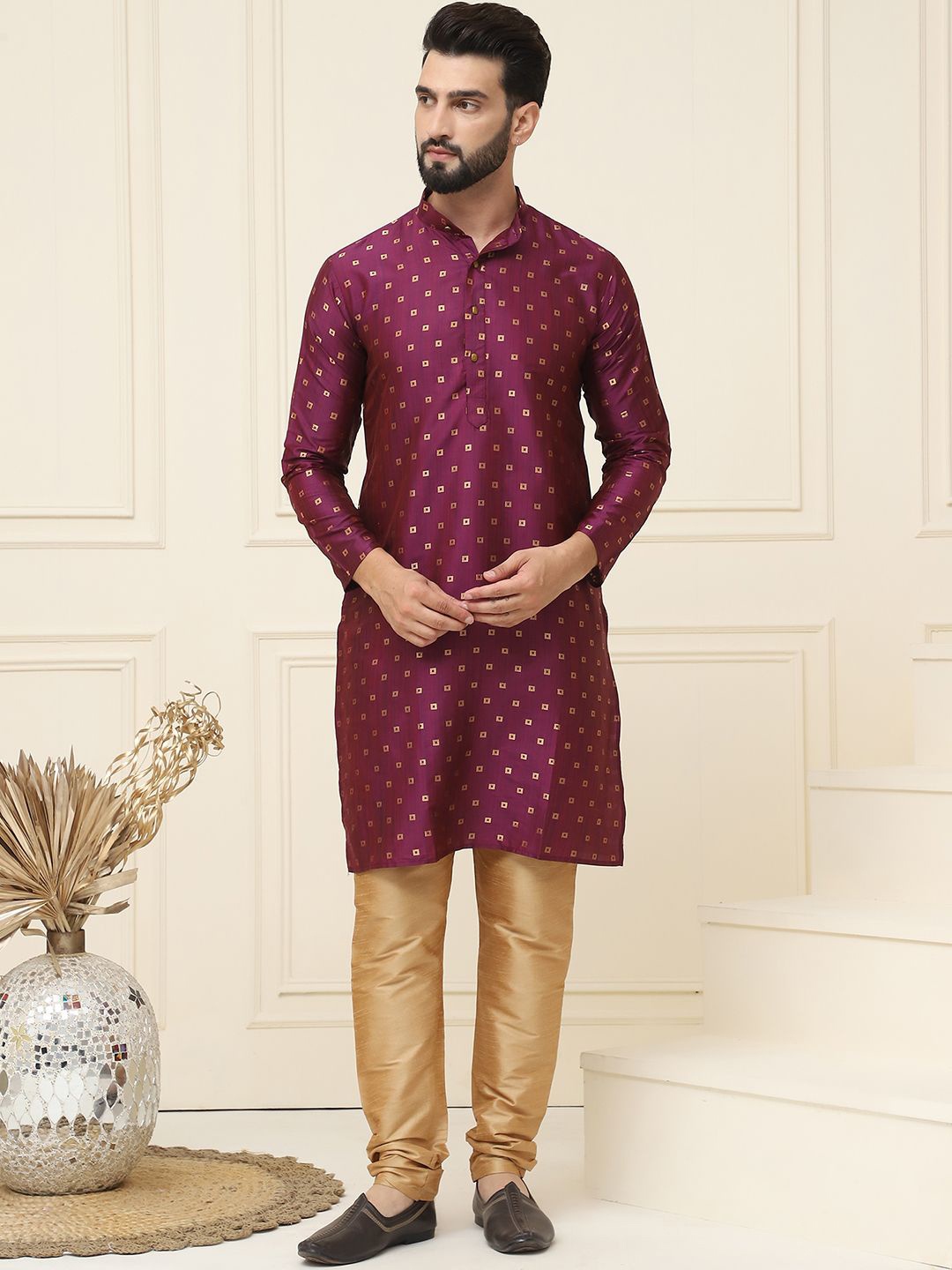 

SOJANYA Geometric Woven Design Mandarin Collar Kurta With Churidar & Nehru jacket, Purple