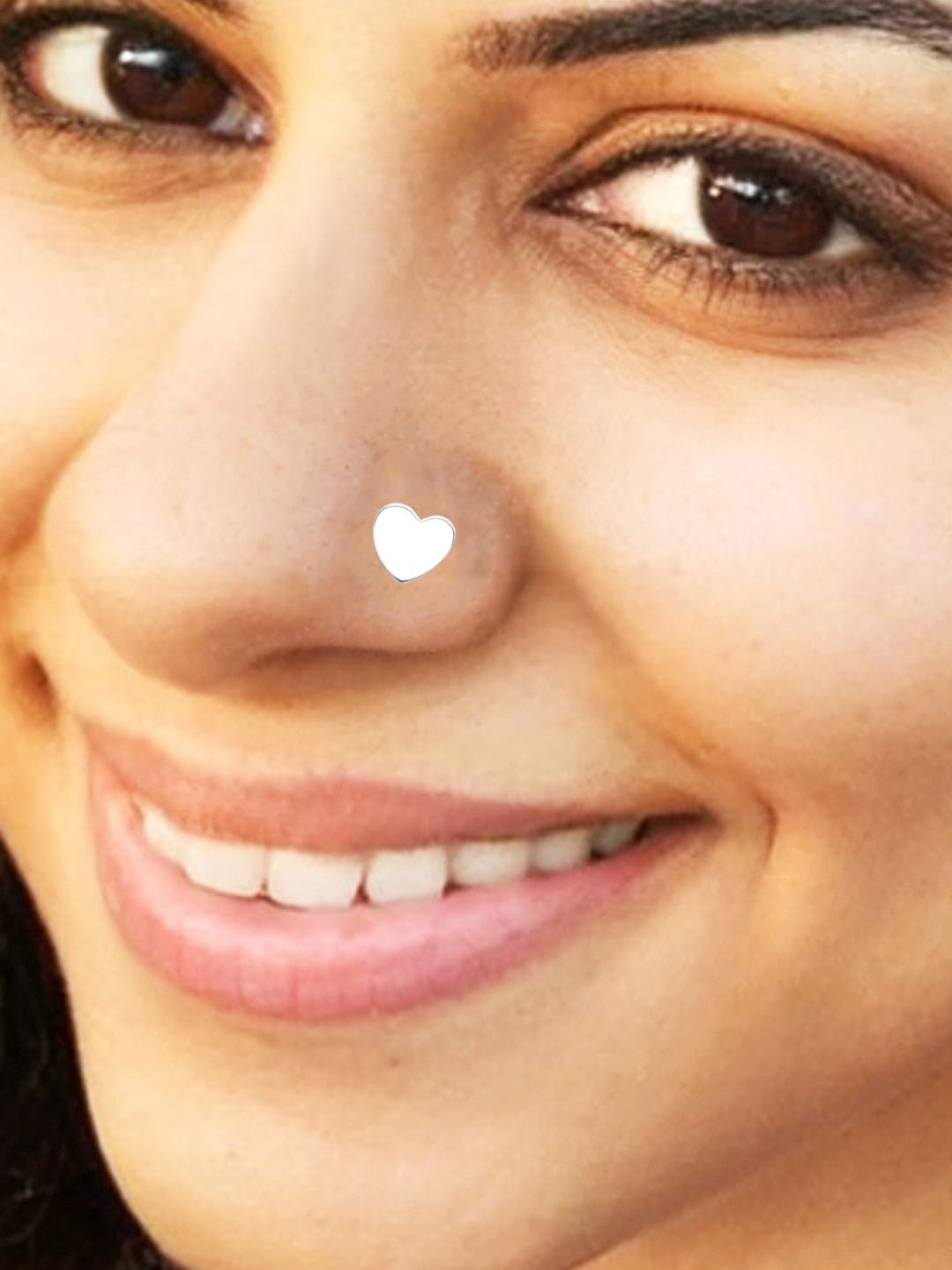 

Goldnera 925 Sterling Silver Heart Shape Stud Nosepin