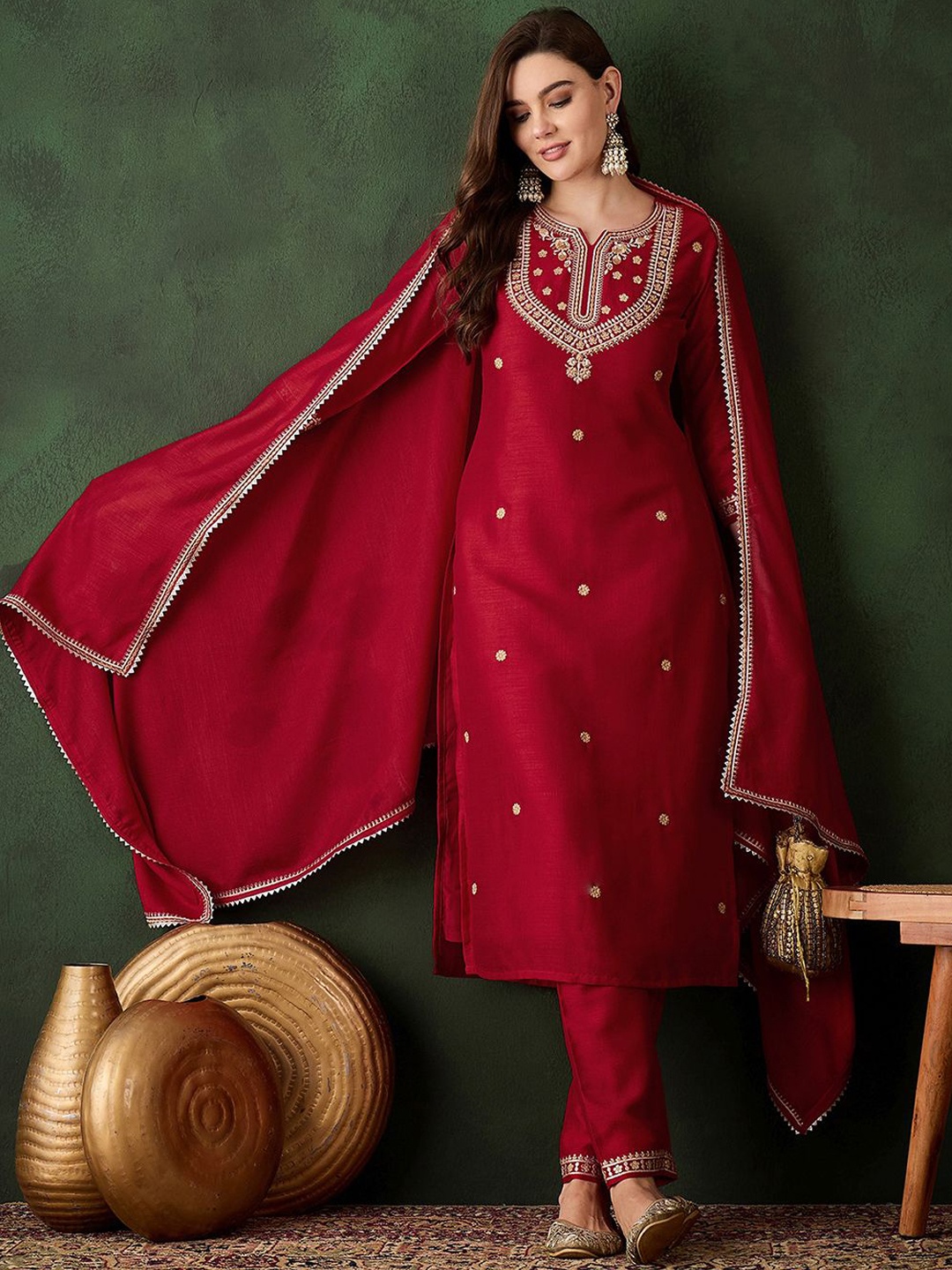 

Sangria Embroidered Straight Kurta With Trousers And Dupatta, Red